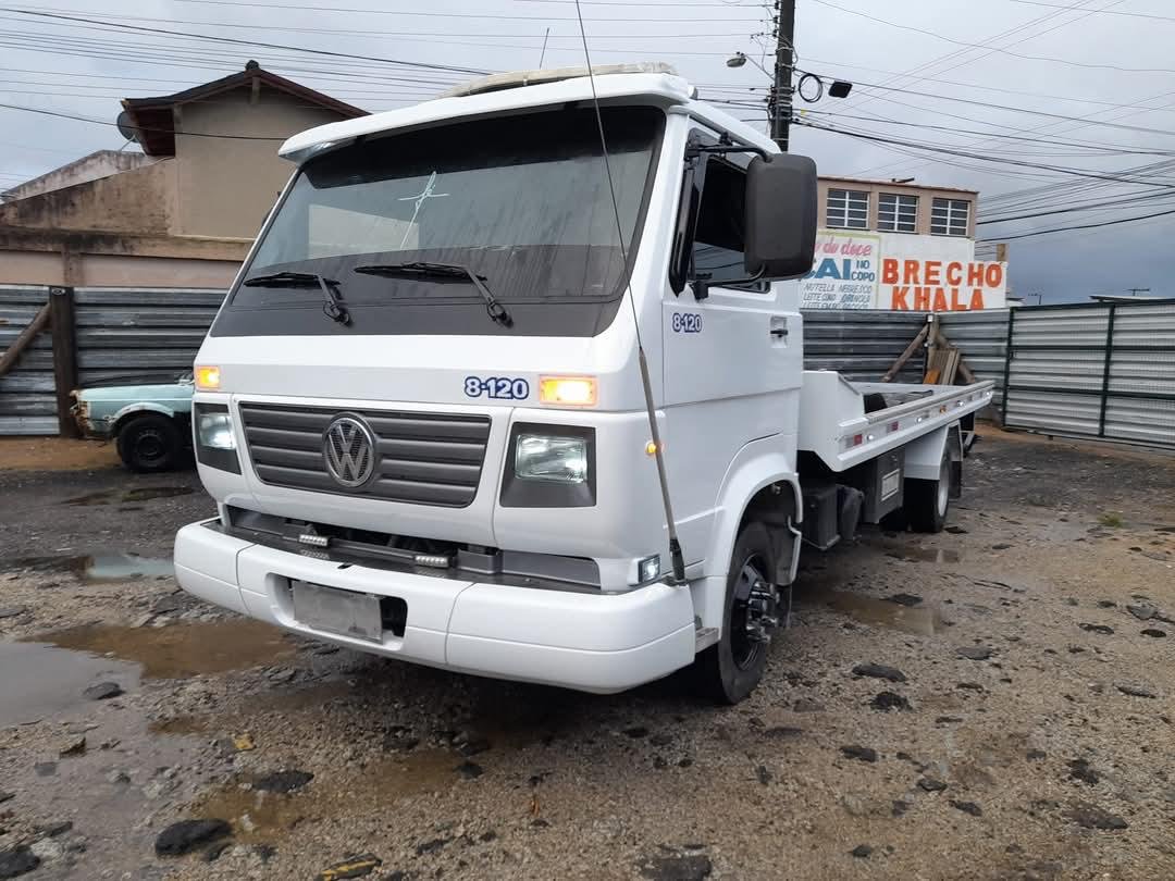 Caminhão HD Guincho pronto para atendimento